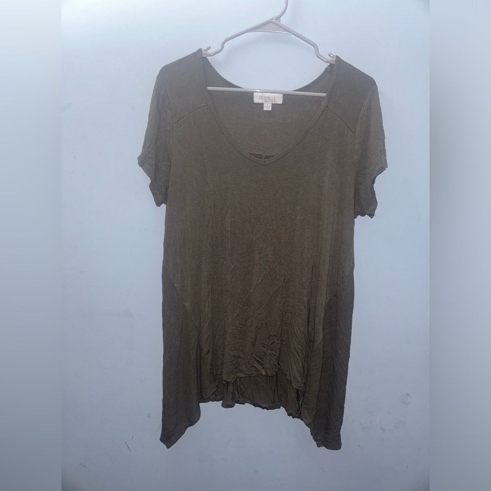 Olive & Oak basic tee